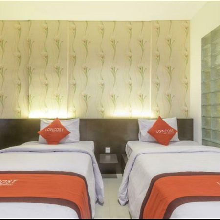 Lowcost Bed & Breakfast Jimbaran Kültér fotó