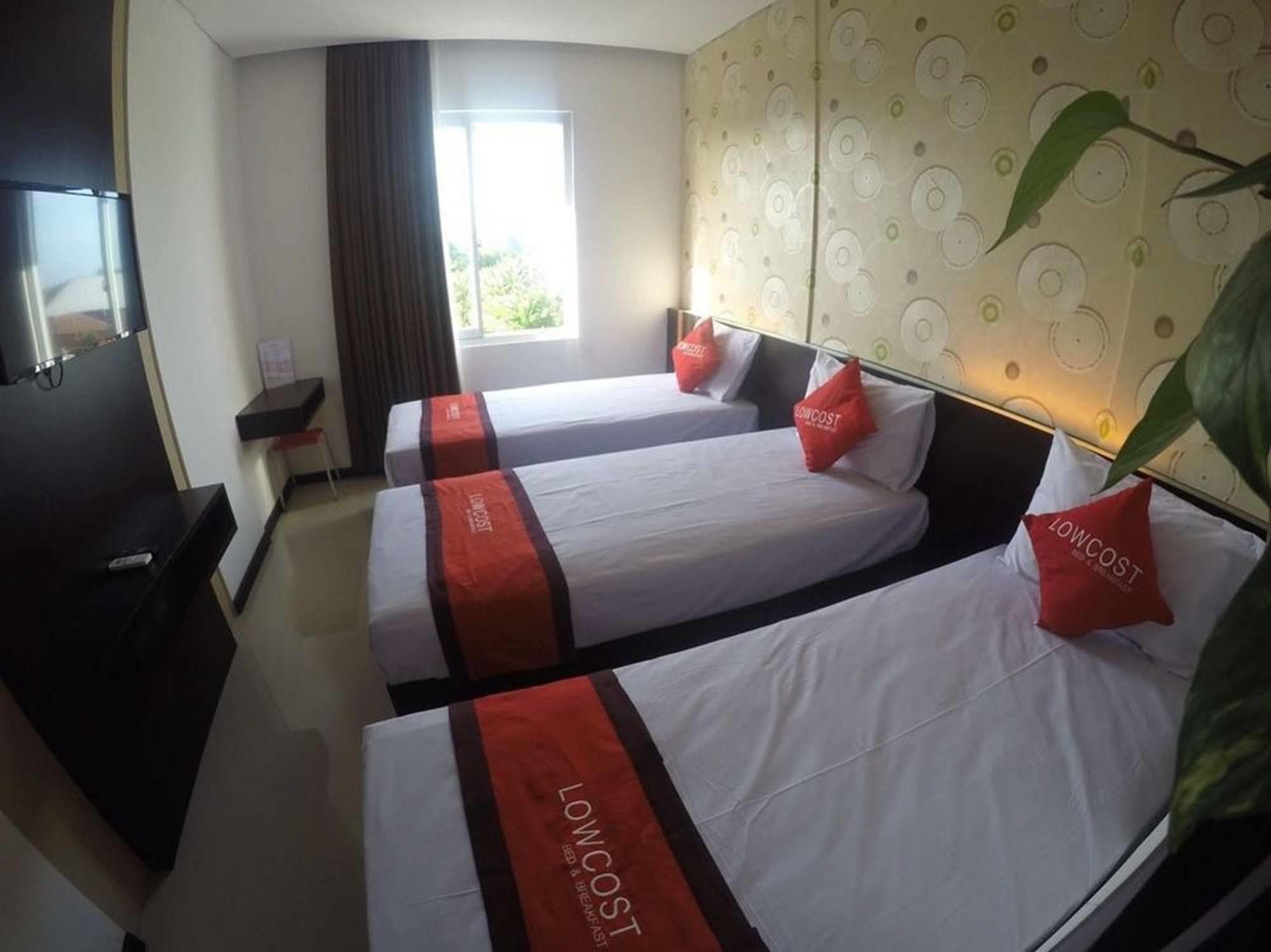 Lowcost Bed & Breakfast Jimbaran Kültér fotó