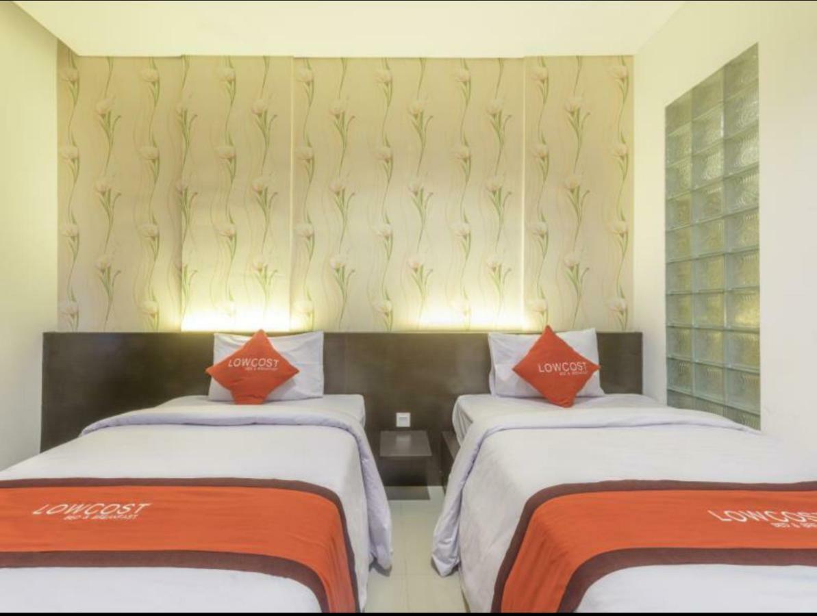 Lowcost Bed & Breakfast Jimbaran Kültér fotó